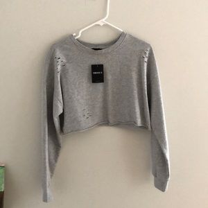 Cropped grey sweatshirt